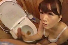 Asian young man was anxious to urinate - free porn video