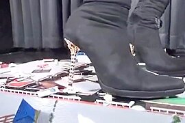 boots crash - free porn video