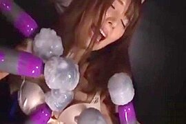 C&ocirc g&aacute i xinh dep bi bat la th&uacute vui cho tr&ograve choi bien th&aacute i - free porn video