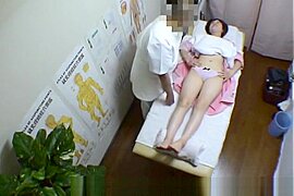 Japanese Masseur Fuck Cutes At Fake Massage Room 15 - free porn video