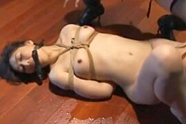 Tied woman Face Sitted - free porn video