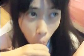 Thai Sucking cock - free porn video