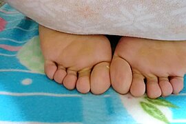 Japanese Girl's Soles in seiza position - free porn video