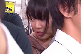 Emiri Suzuhara nude gallery