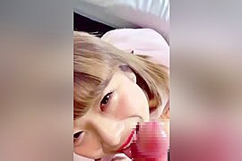 A cute fair-skinned gal who is good at serving and giving a professional blowjob with a smile.476 - free porn video