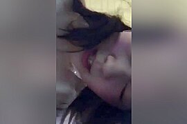 Smartphone personal shooting "It's embarrassing..." She's shy and aggressively shaking her hips at home..169 - free porn video
