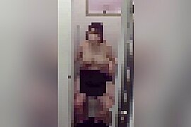 Smartphone personal shooting I tried to take a picture of a girl with huge breasts in the bathroom v.202 - free porn video
