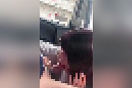 Smartphone individual shooting Can you see it? A busty girl who blows in the car parked in front of the w apar.508 - free porn video