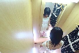 Personal photography Black-haired x baby-faced girl checking clothes in the fitting room, secretly filming her.657 - free porn video