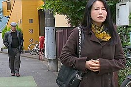 03F1422-Nasty mature woman having sex with a molester man - free porn video