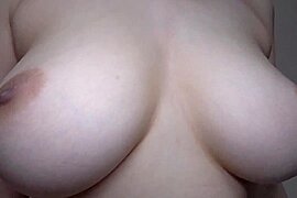 ホットな日本の売春婦Mirei Kayamaがエキゾチックなフェイシャル、カムショットのJavシーンに登場 - free porn video