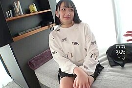 ミニスカ童顔美女が純白パンティ越しにミニ電マ当てられ感度アップ - free porn video